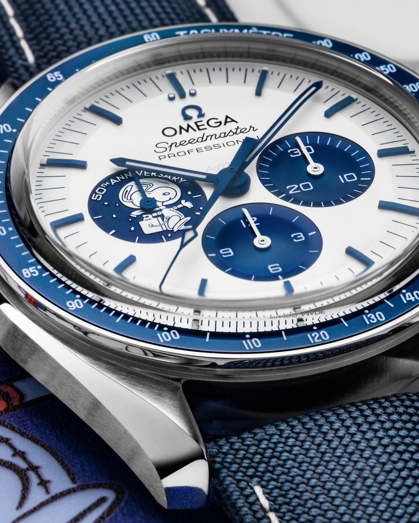 Speedmaster Anniversary Series Silver Snoopy Award